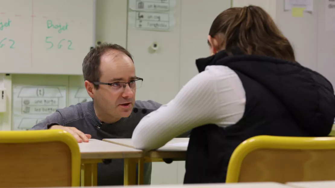 Au collège Louise Michel à Maringues (63), les enfants du voyage veulent poursuivre leurs études