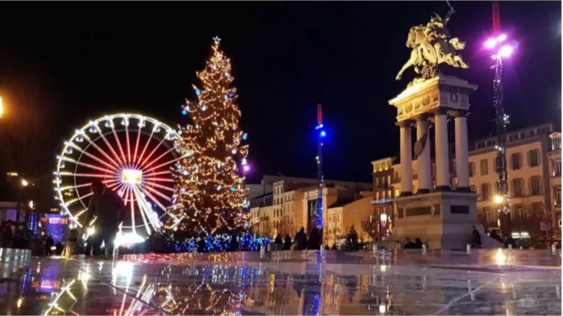 Clermont-Ferrand : Le traditionnel sapin de Noël arrive bientôt place de Jaude