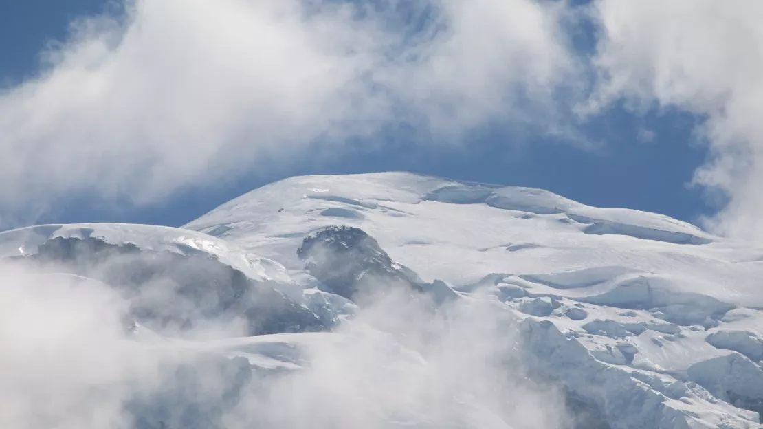 Niveau de risque rouge pour les coulées de neige dans le Puy-de-Dôme