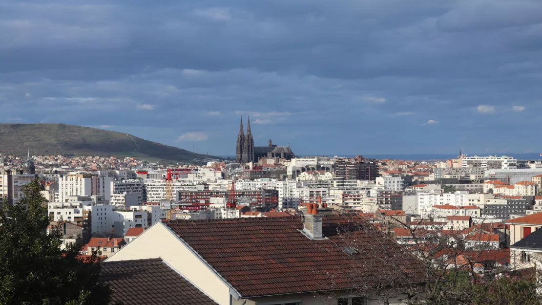 Orange annonce l'arrivée de la fibre partout en Auvergne d'ici 2030