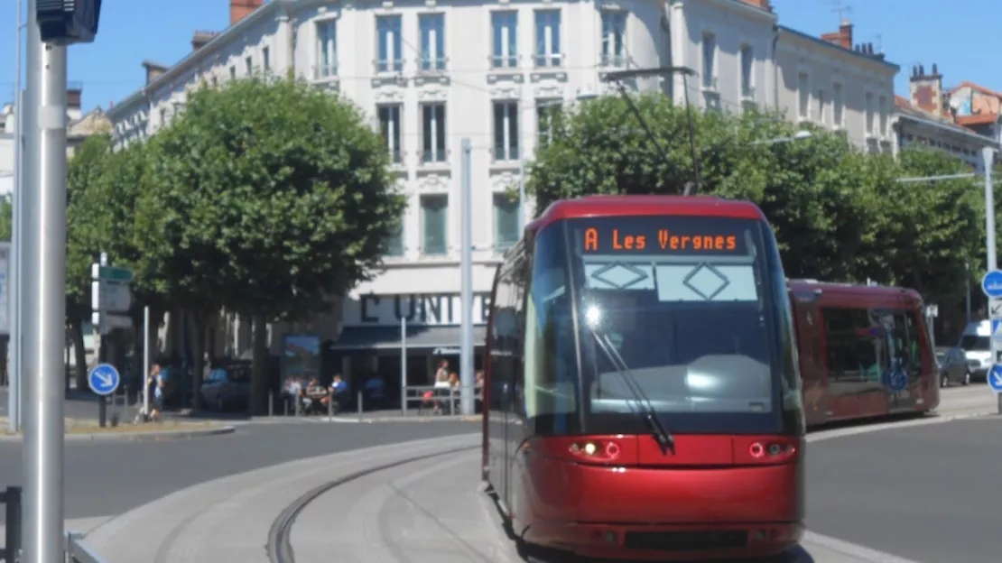 Sous OQTF, toxicomanes, les deux Géorgiens sévissaient dans le tramway de Clermont-Ferrand