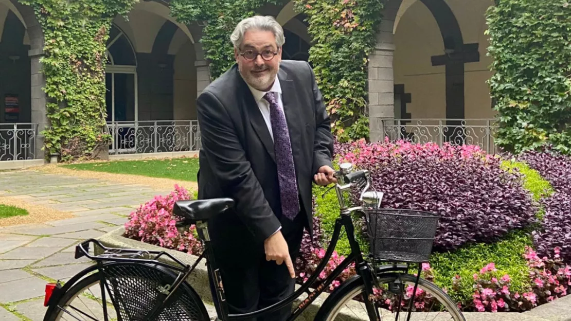 Un habitant de Clermont-Ferrand offre un vélo Bianchi... au maire Olivier Bianchi