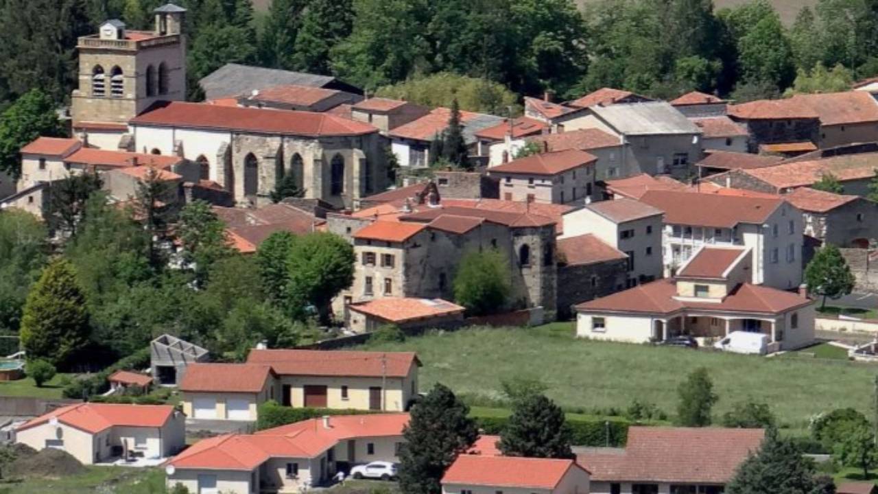 Après les inondations, Saint-Julien-de-Coppel (63) reconnue en état de catastrophe naturelle Après les inondations, Saint-Julien-de-Coppel (63) reconnue en état de catastrophe naturelle