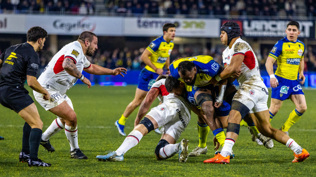 Dans un Michelin plein à craquer, la lourde défaite de l'ASM Clermont face au Stade Toulousain Dans un Michelin plein à craquer, la lourde défaite de l'ASM Clermont face au Stade Toulousain