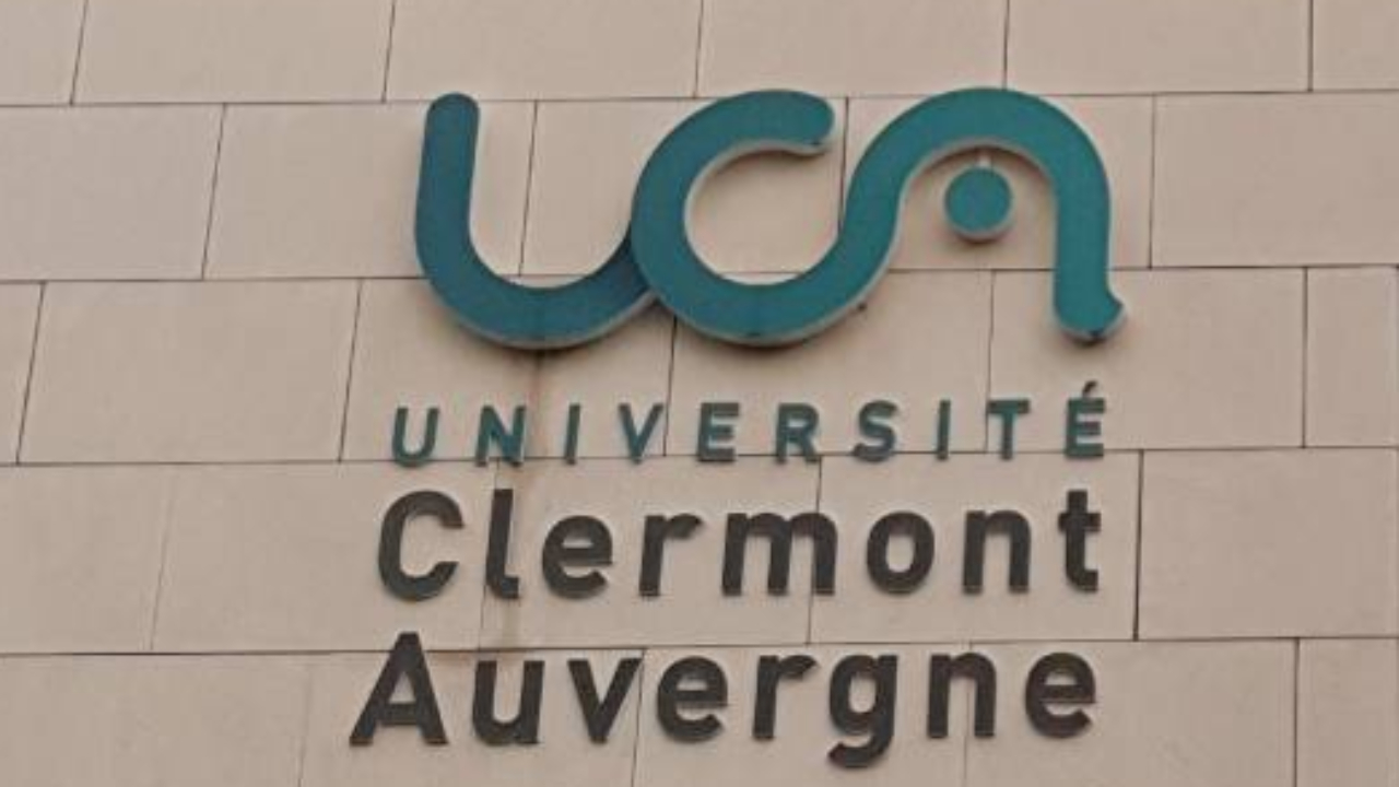 Des étudiants à la rue à Clermont-Ferrand, la situation se tend Des étudiants à la rue à Clermont-Ferrand, la situation se tend