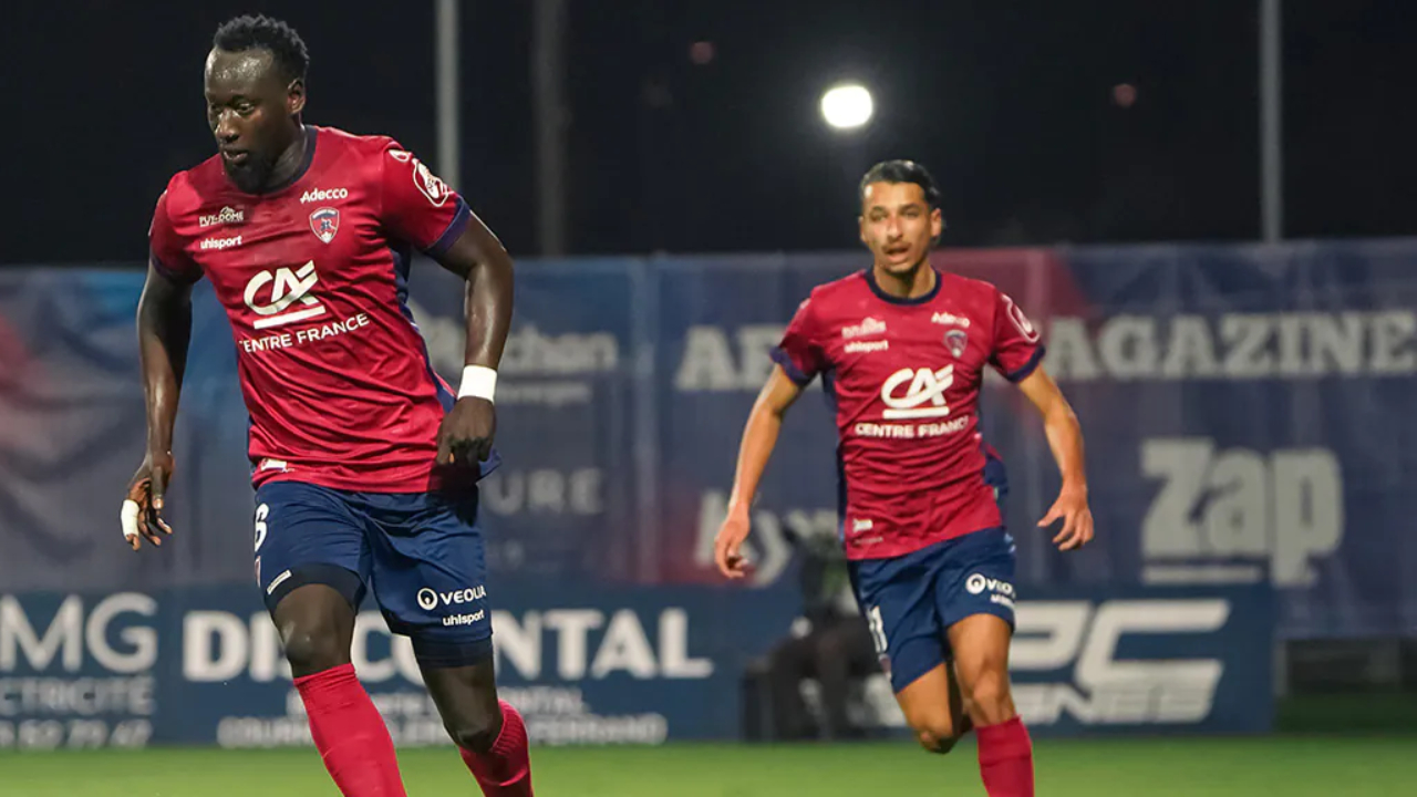 Face à Amiens et un stade plein, le dernier espoir du Clermont Foot 63 pour le maintien Face à Amiens et un stade plein, le dernier espoir du Clermont Foot 63 pour le maintien