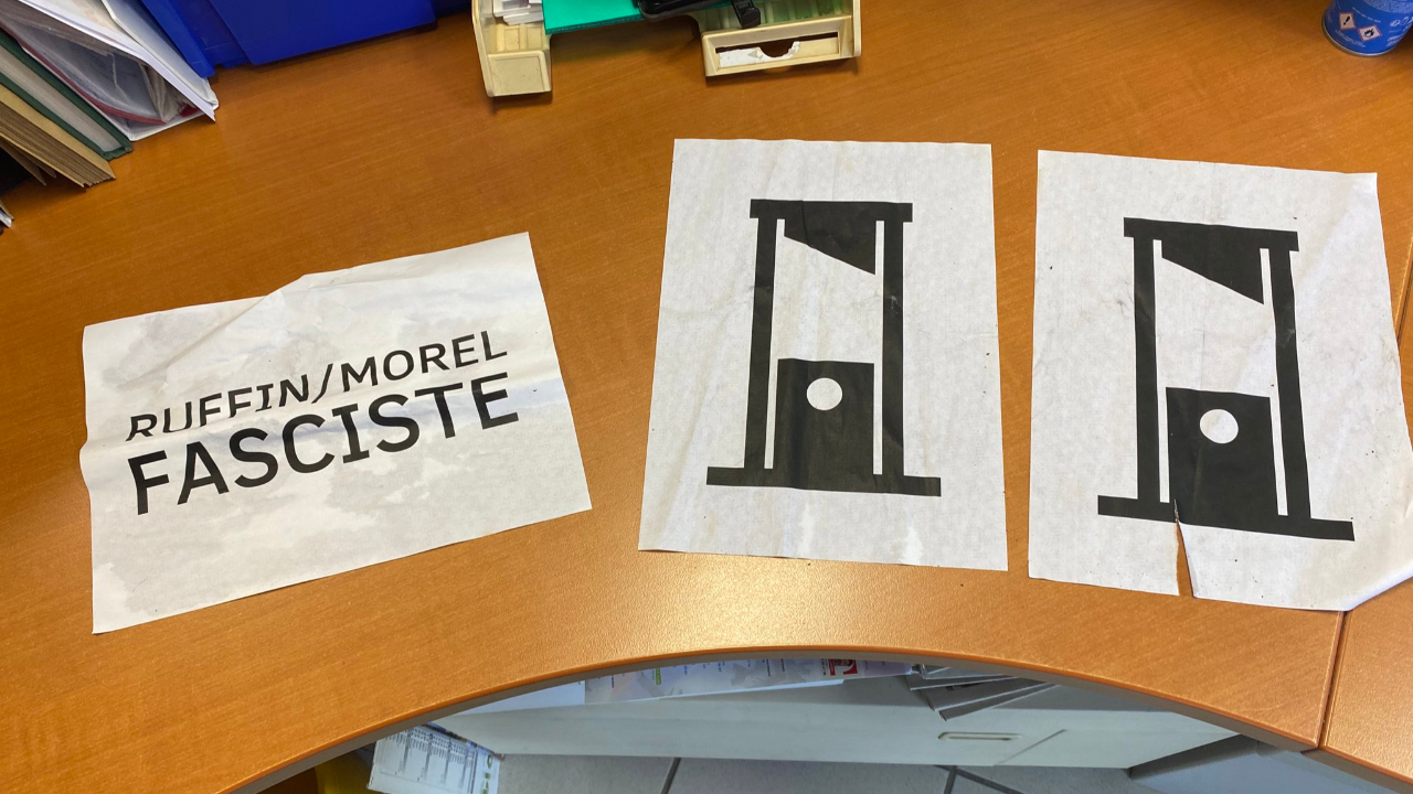 François Ruffin et un maire du Puy-de-Dôme visés par des tracts haineux : une plainte déposée