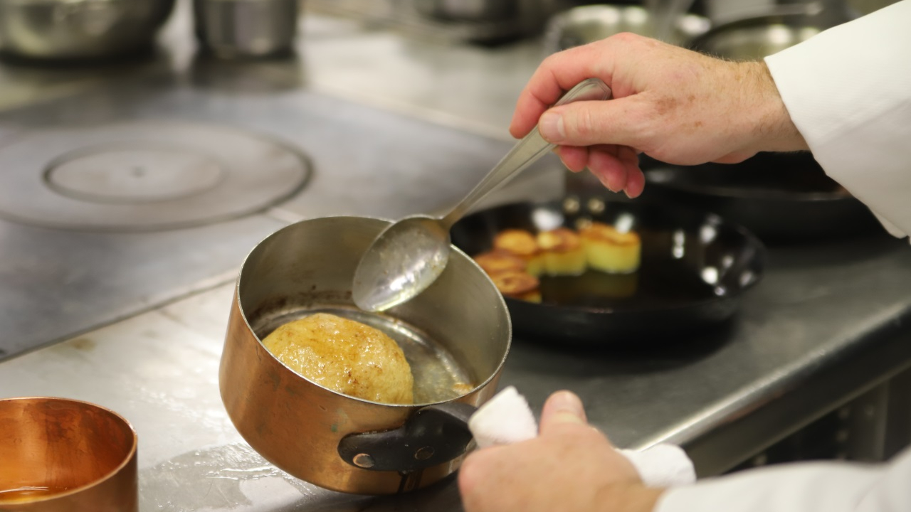 Guide Michelin 2025 : quels sont les restaurants étoilés de Clermont-Ferrand et du Puy-de-Dôme ? Guide Michelin 2025 : quels sont les restaurants étoilés de Clermont-Ferrand et du Puy-de-Dôme ?