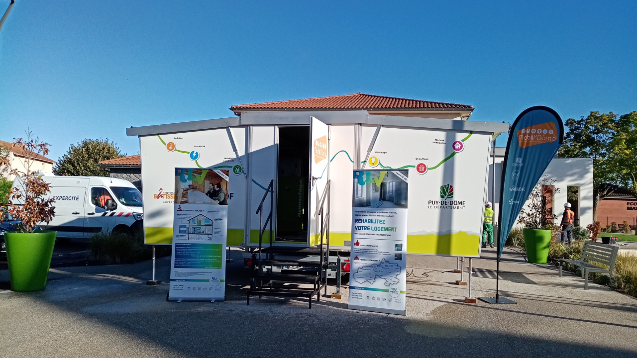 Le Mobili’Dôme fait escale dans le Puy-de-Dôme Le Mobili’Dôme fait escale dans le Puy-de-Dôme