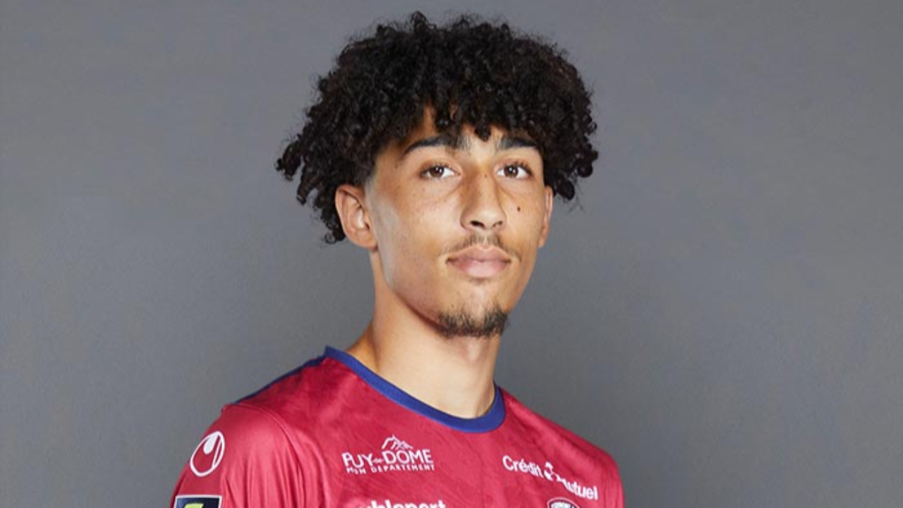 Mohamed-Amine Bouchenna retenu pour la Coupe du Monde de foot U17 ! Mohamed-Amine Bouchenna retenu pour la Coupe du Monde de foot U17 !