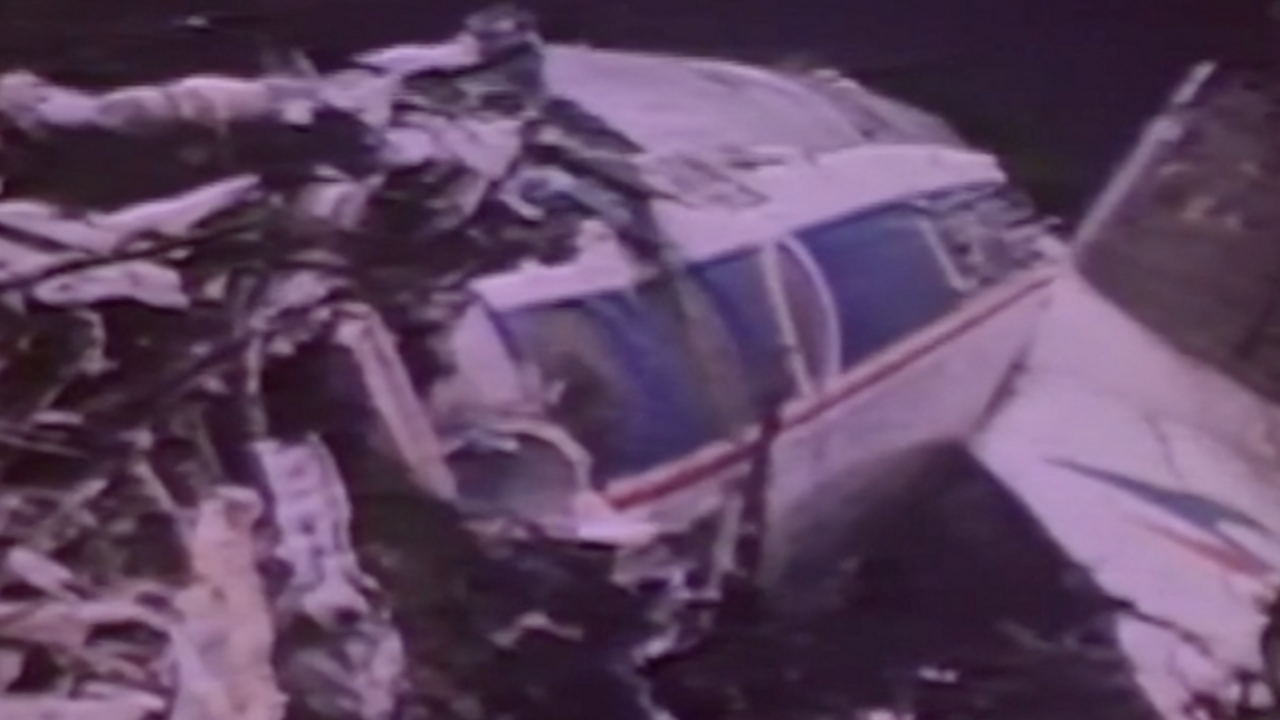 Puy-de-Dôme - Retour sur le crash d’un avion assurant la liaison Lyon / Clermont-Ferrand Puy-de-Dôme - Retour sur le crash d’un avion assurant la liaison Lyon / Clermont-Ferrand