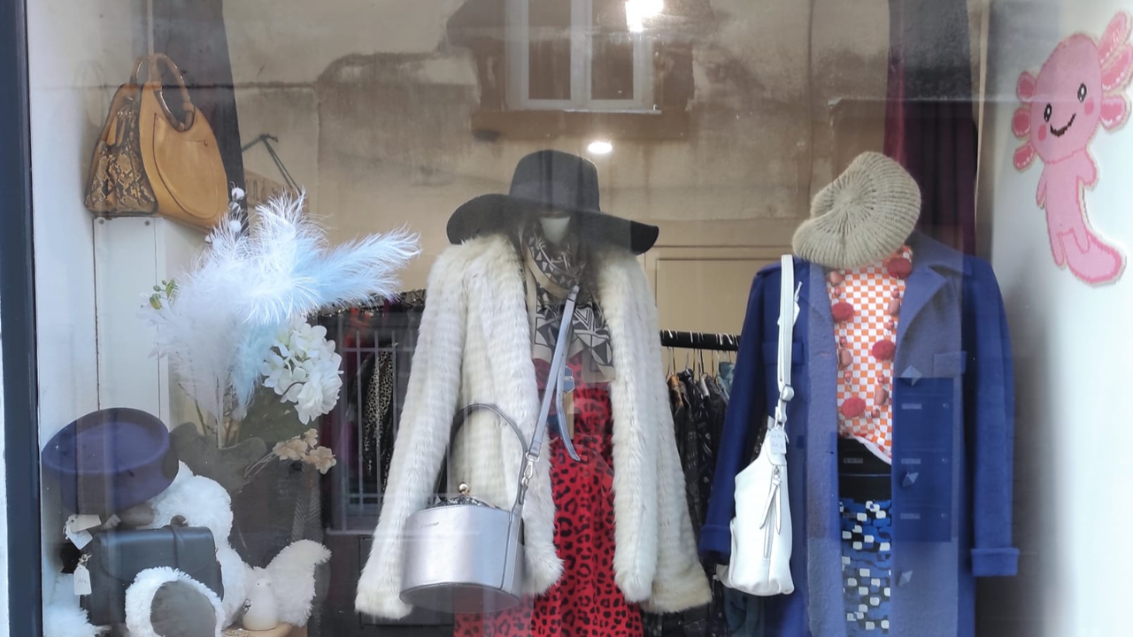 Soldes d'hiver 2024 : à Aubière (63), la seconde main veut remplacer le neuf soldé Soldes d'hiver 2024 : à Aubière (63), la seconde main veut remplacer le neuf soldé