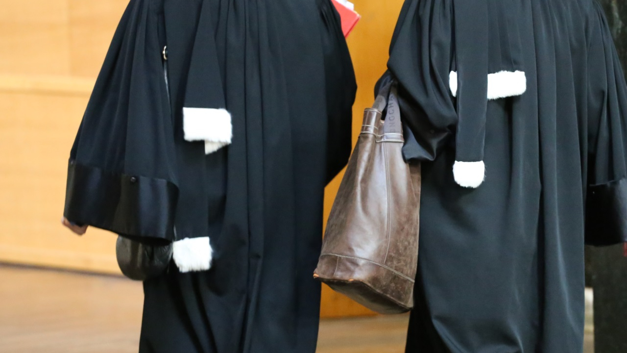 Trois hommes condamnés pour avoir volé et agressé un agent de Clermont Auvergne Métropole Trois hommes condamnés pour avoir volé et agressé un agent de Clermont Auvergne Métropole