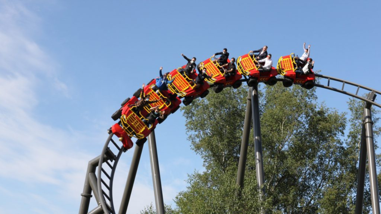 Vulcania, Lemptégy, Le Pal : les parcs lancent leurs recrutements saisonniers