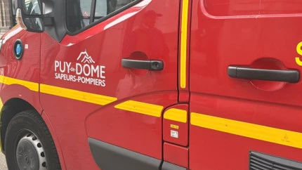 Ceyssat : un couvreur de 58 ans d&eacute;c&egrave;de apr&egrave;s une chute du toit d&rsquo;un b&acirc;timent